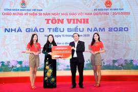 Tri ân Nhà giáo, kiến tạo tương lai, Vietjet tặng vé bay khắp Việt Nam cho các thầy cô giáo tiêu biểu