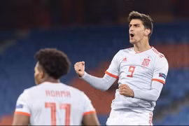 Thuỵ Sỹ 1-1 Tây Ban Nha: Ramos phá hỏng 2 quả 11m, Tây Ban suýt chết trước Thụy Sỹ