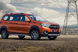 Suzuki XL7 được nhập khẩu về Việt Nam với giá 589 triệu đồng