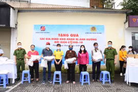 Dược phẩm Tâm Bình hỗ trợ gia đình khó khăn bởi Covid-19