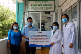 Công ty Đại Việt công bố gói hỗ trợ 100 tỷ đồng đối phó dịch bệnh, hạn mặn