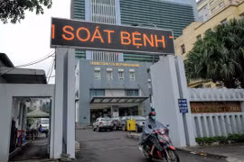 Thợ may ăn giẻ, thợ vẽ ăn hồ!