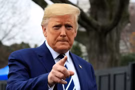 Tổng thống Trump đe dọa cắt mọi quan hệ với Trung Quốc