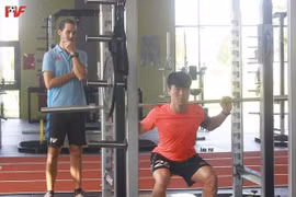 Đỗ Duy Mạnh trở lại phòng tập sau tin đồn 'đánh vợ'
