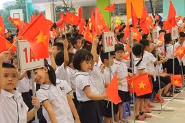 Cần quy định không được đưa sách bổ trợ vào dạy học trong nhà trường