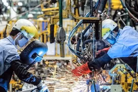 Nhiều rủi ro, thách thức tiềm ẩn trong những tháng cuối năm 2020