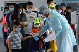 Các Bộ trưởng hoãn công tác nước ngoài để tập trung phòng, chống dịch