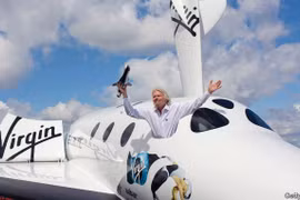 Tỷ phú chiêu trò Richard Branson cũng phải 'khóc vì Covid-19'