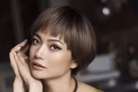 Kiều Anh “Phía trước là bầu trời” lột xác với phong cách khác lạ sau cú nhập viện