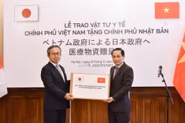Việt Nam tặng khẩu trang y tế lần hai cho Nhật Bản phòng, chống COVID-19