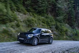 Mini Countryman facelift sẽ bán ra tại thị trường Mỹ mùa hè năm nay