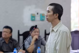 Phiên tòa xét xử vụ nữ sinh giao gà: Bị cáo Bùi Văn Công bất ngờ phản cung