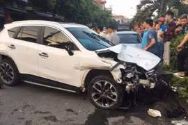 Say rượu, tài xế xe Mazda CX5 đâm vào nhiều xe máy, 1 người tử vong