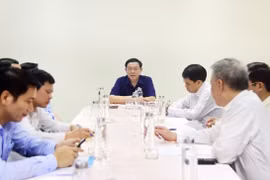 Tránh hô khẩu hiệu to tát, cần tập trung khai thác hình ảnh Bác Hồ gần gũi với nhân dân