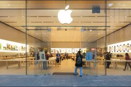 Doanh số iPhone giảm mạnh 77% trong tháng 4