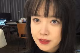 Dân tình tranh cãi nảy lửa vì hành động đập điện thoại của Goo Hye Sun