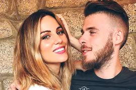 Bạn gái thủ thành De Gea báo tin vui cho người hâm mộ bóng đá