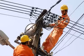 Hà Nội: Bảo đảm không cắt điện trong mùa nắng nóng