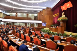 Không để lọt vào Trung ương người có biểu hiện giàu nhanh, nhiều nhà, nhiều đất