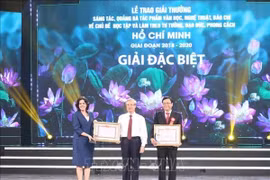 Trao giải cho các tác phẩm về chủ đề làm theo tư tưởng, phong cách Hồ Chí Minh