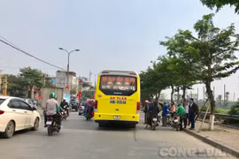 Hà Nội: Vì sao “xe dù”, “bến cóc” vẫn chưa bị xử lý dứt điểm...?