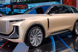 Hé lộ hình ảnh đầu tiên của SUV hạng sang Hongqi E115