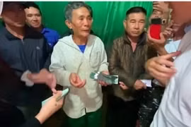 Thủy Tiên lý giải việc cho cụ ông 200 triệu