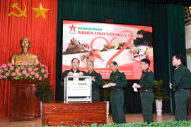 Những sắc màu thi đua