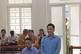 Mang tiền âm phủ đi mua Lexus, hai đối tượng "chia nhau" 27 năm tù