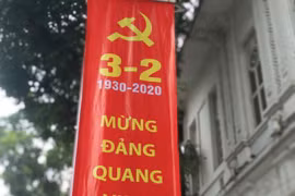 Triển lãm chào mừng 90 năm Đảng Cộng sản Việt Nam