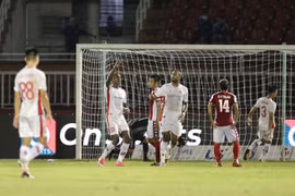 TP.HCM thua 0-1 Viettel: Viettel dẫn đầu bảng xếp hạng V-League 2020
