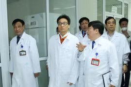 Phát động đợt thi đua đặc biệt của toàn ngành y tế trong công tác phòng, chống dịch COVID-19