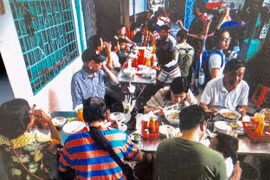 TP.HCM: Các hàng quán không tổ chức phục vụ khách ăn, uống tại chỗ