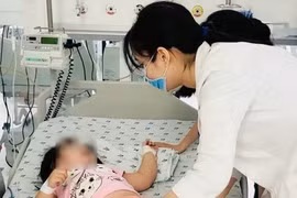 Cứu sống bé gái 3 tuổi ăn nhầm cơm trộn…thuốc chuột