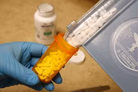 Thuốc Chloroquine tăng khả năng tử vong trên bệnh nhân Covid-19