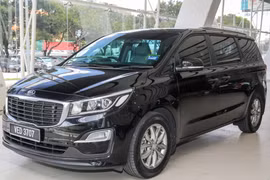 Kia Grand Carnival 2020 ra mắt tại Malaysia với giá 954,4 triệu đồng