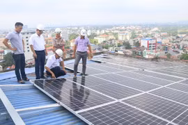 EVNNPC công khai thông tin, tạo điều kiện tối đa cho khách hàng đầu tư điện mặt trời mái nhà