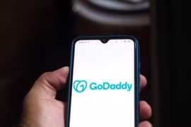 Hacker lợi dụng GoDaddy để tấn công các trang wed tiền ảo