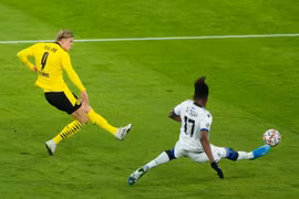 Dortmund 3-0 Club Brugge: Dortmund trước cơ hội tiến vào vòng knock-out Champions League
