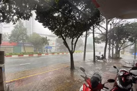Dự báo thời tiết (8/9): Miền Bắc mưa lớn, cảnh báo ngập úng tắc đường cục bộ