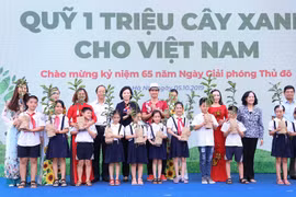 Vinamilk và "Quỹ 1 triệu cây xanh" – nỗ lực gia tăng mảng xanh cho trường học