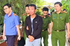 Muốn về trước vì vợ sắp sinh, cán bộ đăng kiểm xe cơ giới bị bạn nhậu đâm tử vong