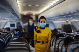 Hình ảnh trên tàu bay hàng không lữ hành đầu tiên tại Việt Nam