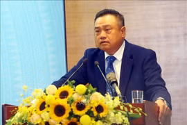 Tiếp nhận ông Trần Sỹ Thanh làm Phó Chủ nhiệm Văn phòng Quốc hội