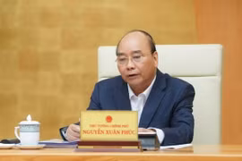 Thủ tướng Nguyễn Xuân Phúc: Từng bước nới lỏng cách ly xã hội nhưng phải có kiểm soát