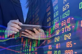 Chứng khoán ngày 4/8: Vẫn còn nhiều yếu tố rủi ro