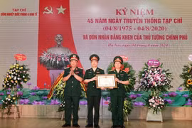 Tạp chí Công nghiệp quốc phòng và kinh tế đón nhận Bằng khen Thủ tướng Chính phủ