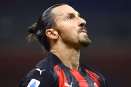 Tiền đạo Ibrahimovic đã nghĩ đến chuyện giải nghệ?