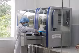 Quảng Nam: Kiểm điểm Giám đốc Sở Y tế vì mua máy xét nghiệm 7,23 tỷ đồng
