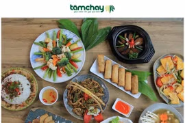 Mâm cơm chay ngày rằm tháng 7: Giải pháp cho các cặp vợ chồng son thời 4.0